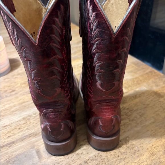 Cinch Women's Red Leather Western Boots - Picture 4 of 8